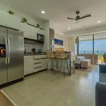 CB1034 | Relájate en Hamaca con Vista a la Laguna y Toque Tropical